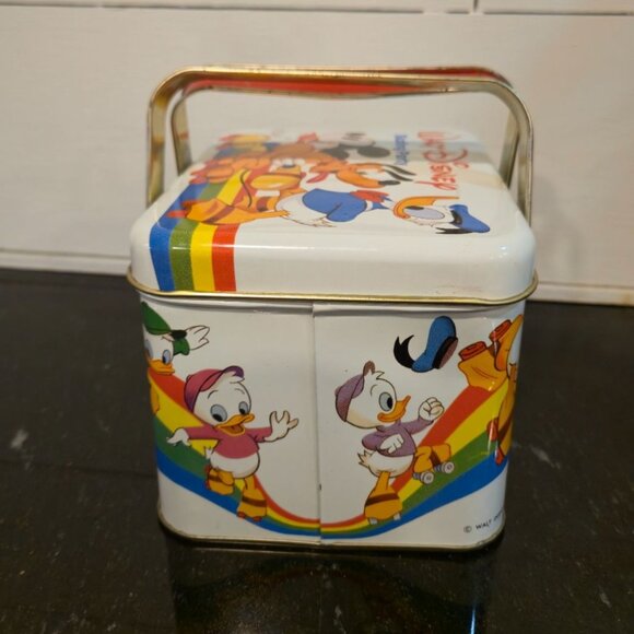 Walt Disney "Skating Party" Lunch Tin Box Double Handle - RARE Vintage - Collect - Picture 3 of 11